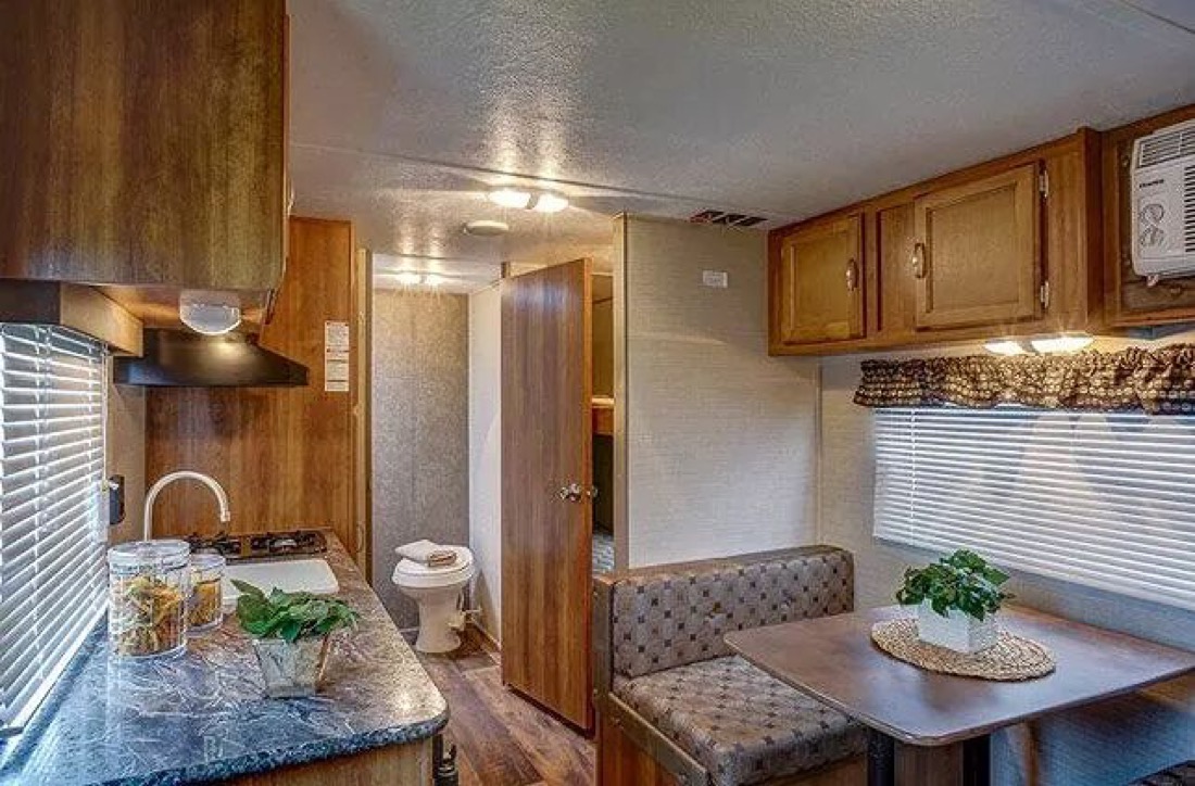 2018 Keystone Springdale Summerland Mini 1800BH Review