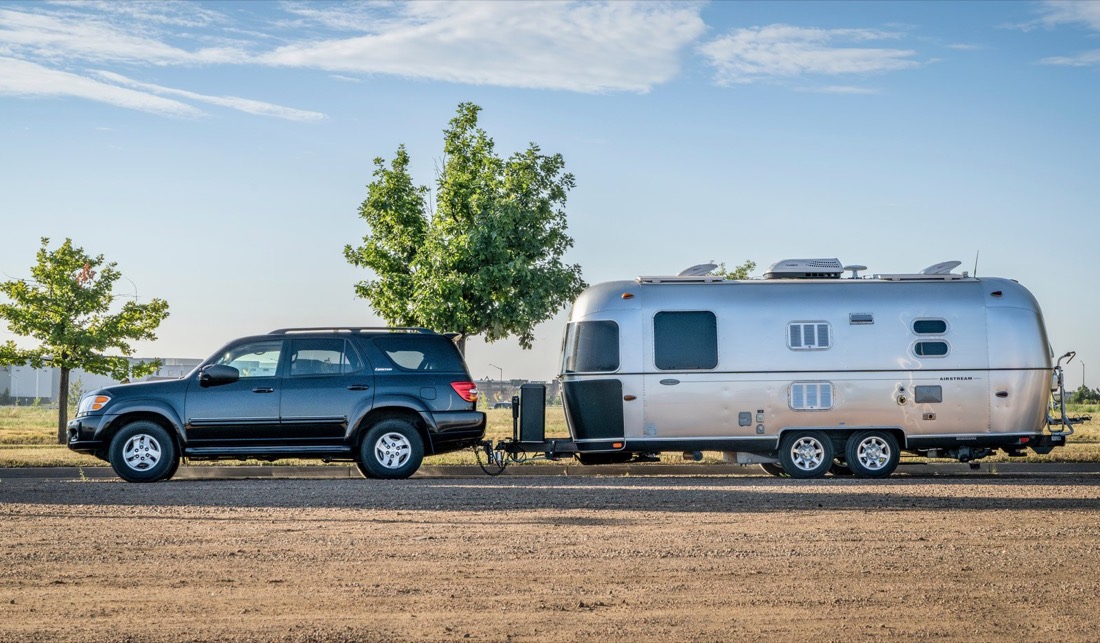 Fifth Wheel vs. Travel Trailer: Which Is Right For You?